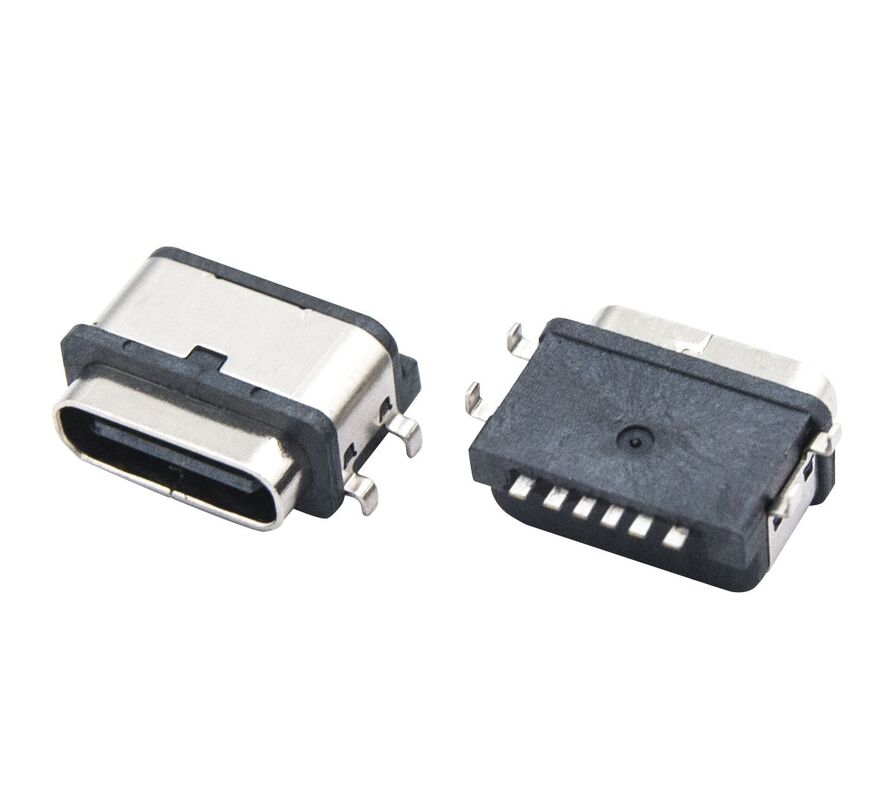 Cable de transfert de données en cuivre étanche USB de type C 6 broches connecteur féminin avec courant nominal maximal de 3A et 30V